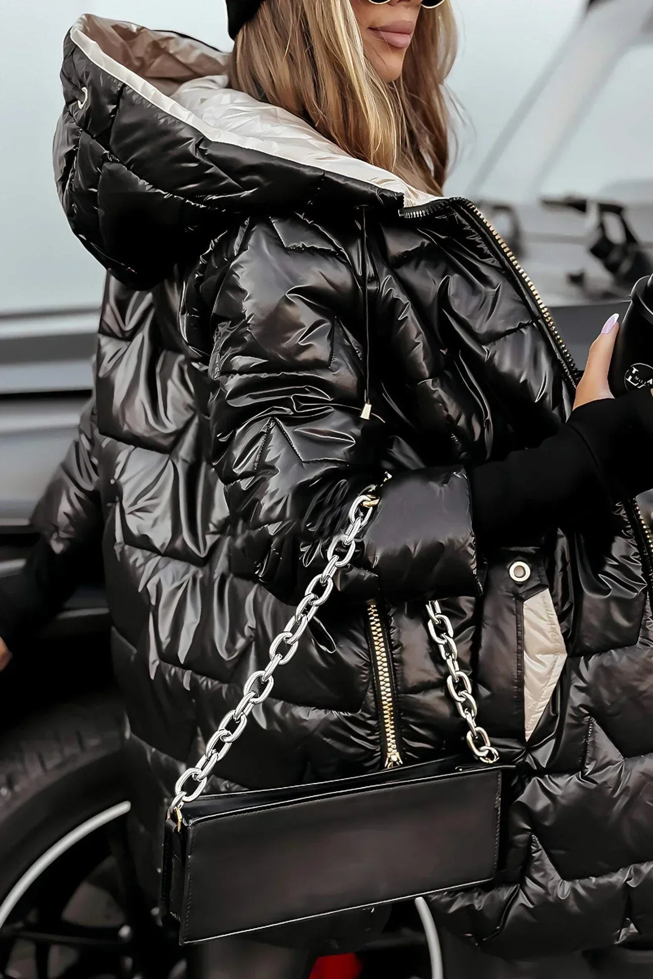 Nora – Manteau d’hiver élégant avec capuche et matelassage