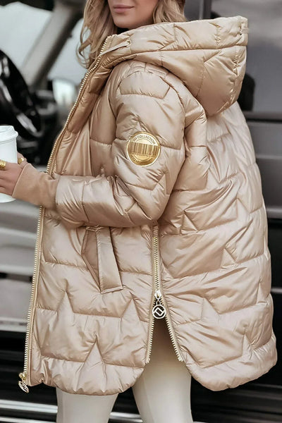 Nora – Manteau d’hiver élégant avec capuche et matelassage